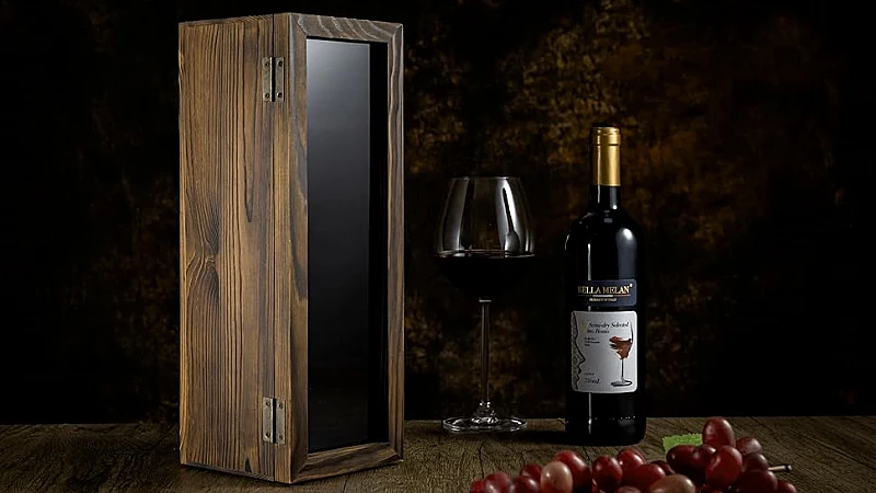 Premium wooden wine box